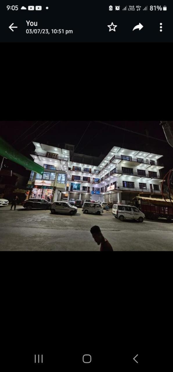 Hotel Afzal And Restaurant Kargil Kültér fotó